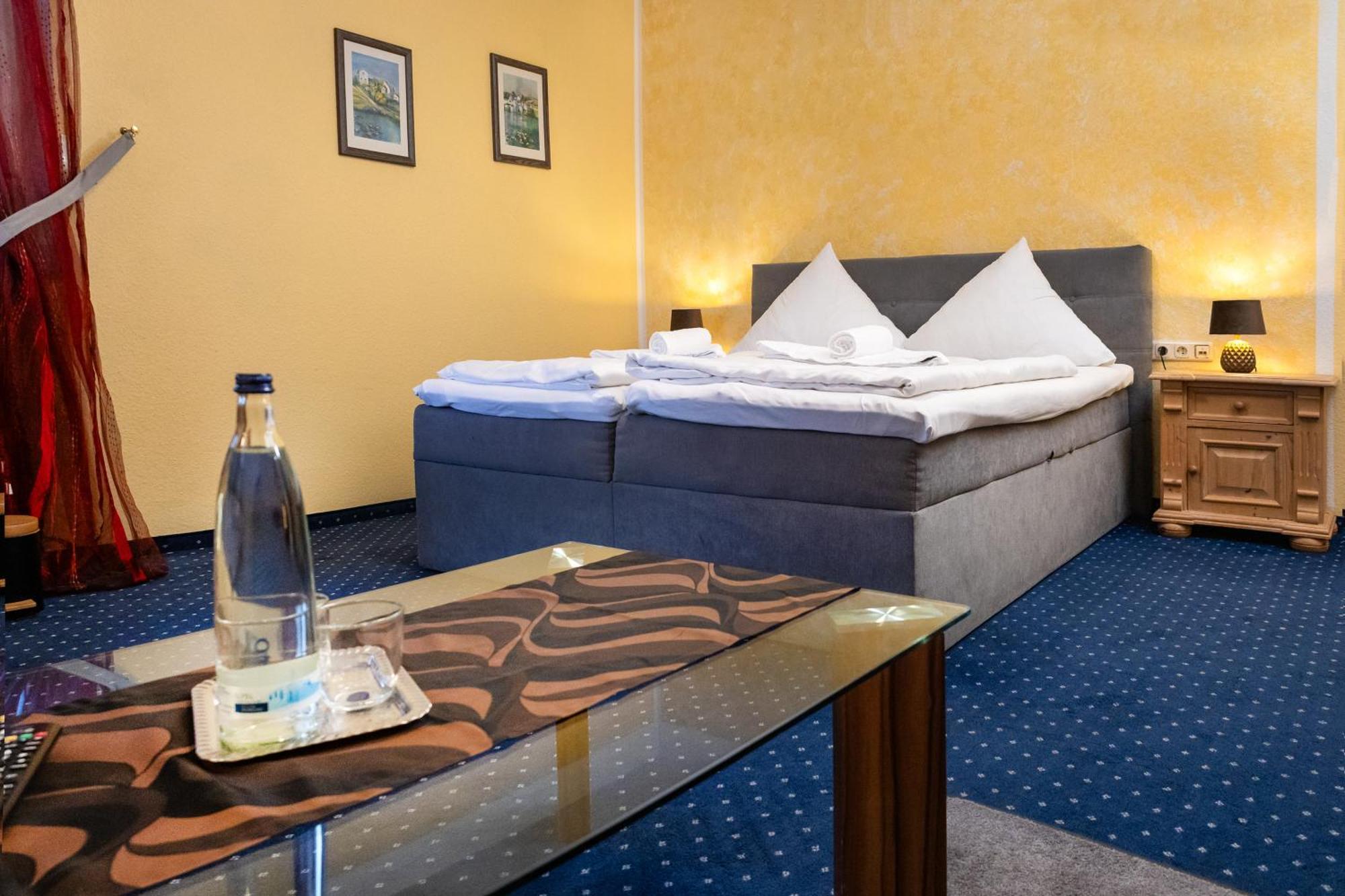 Hotel Restaurant Narasinga Wassenberg Eksteriør billede
